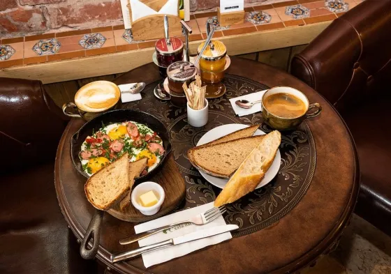 فضای رستورانی و صبحانه هتل دیزاین مسکو  96709