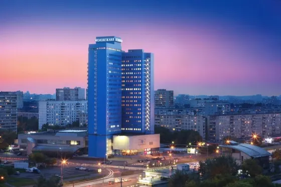 تصویر 73943  هتل مولودیوژنی مسکو 