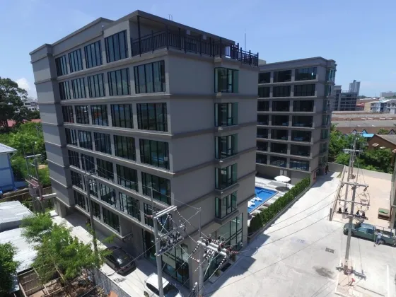 نمای بیرونی هتل بستون پاتایا 65679