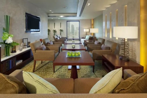 لابی هتل هالیدی این سیلوم بانکوک 66376