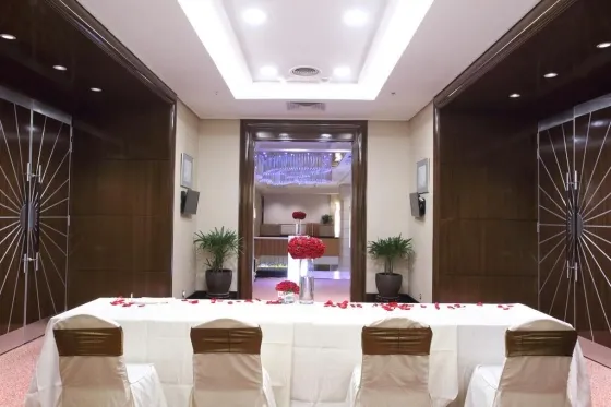 اتاق جلسات هتل کروز کوالالامپور 68005