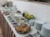 فضای رستورانی و صبحانه هتل ودزیسی تفلیس 322 100