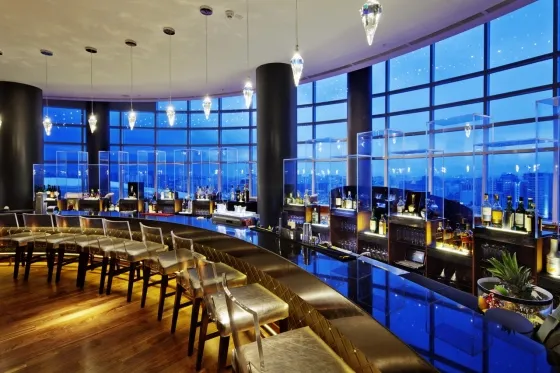 فضای رستورانی و صبحانه هتل هیلتون باکو 3640