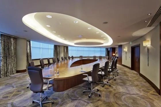 اتاق جلسات هتل هیلتون باکو 3638