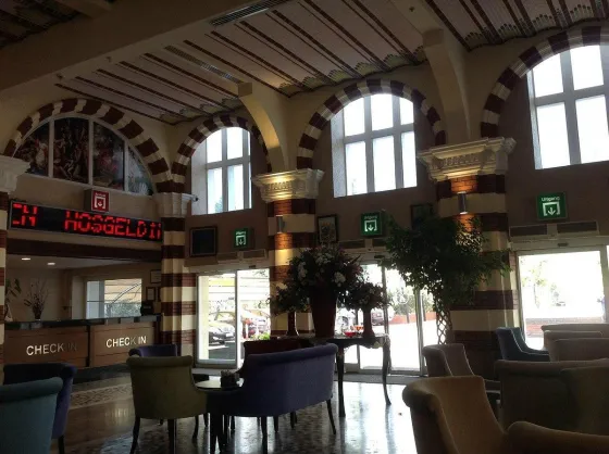 لابی هتل اورنج کانتی کمر آنتالیا 192108