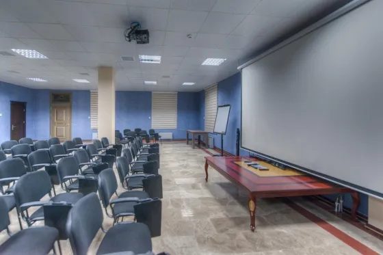 اتاق جلسات هتل گراند هتل باکو 3740