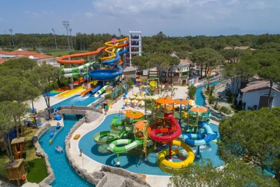 استخر هتل سلکتوم لاکچری ریزورت آنتالیا 94235