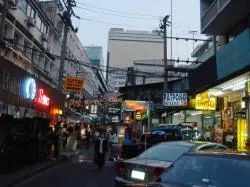 محله و بازار پات پونگ بانکوک - Bangkok Patpong