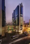نمای بیرونی هتل هالیدی این باکو 3900 100