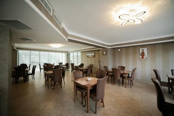 فضای رستورانی و صبحانه هتل ال پلازا تفلیس 76141