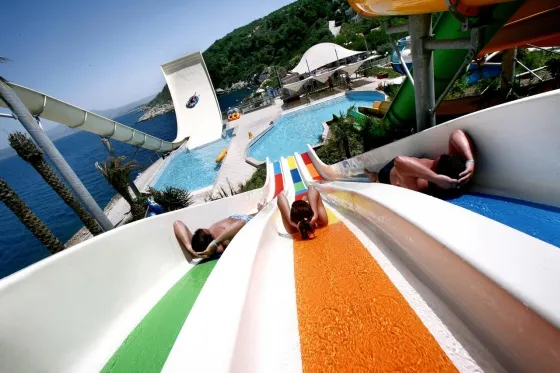 استخر هتل پاین بی هالیدی ریزورت کوش آداسی 94770