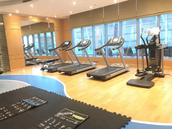 باشگاه ورزشی هتل آپارتمان داماک میسون دبی مال استریت 196727