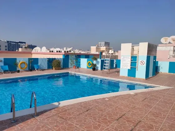 استخر هتل آپارتمان عربیان درمیز دبی 197732