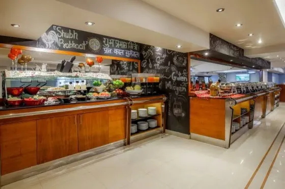 فضای رستورانی و صبحانه هتل آپارتمان های گلدن سندز دبی 195411