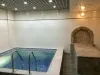 استخر هتل بسفر باکو 4035 100