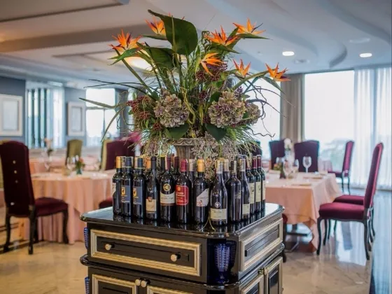 فضای رستورانی و صبحانه هتل سفیر سیتی باکو 4646