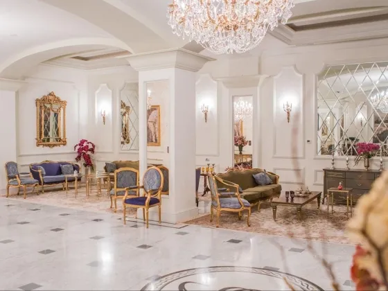 لابی هتل سفیر سیتی باکو 4641