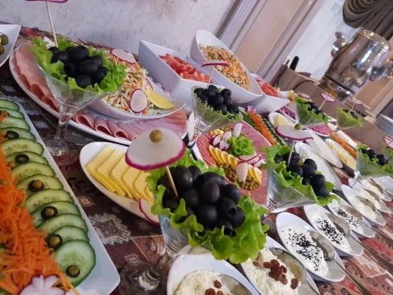 فضای رستورانی و صبحانه هتل آل استارز باکو 76709