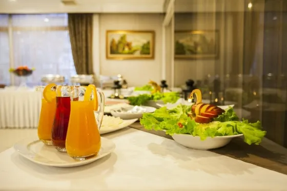 فضای رستورانی و صبحانه هتل رویال آنکارا 76899