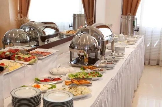 تصویر 77218 فضای رستورانی و صبحانه هتل آویا ترانس ایروان 