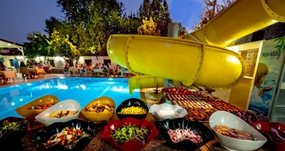 فضای رستورانی و صبحانه هتل آسیا آنتالیا 77513