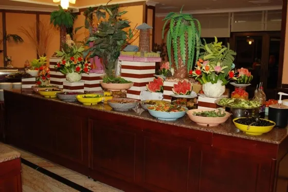 فضای رستورانی و صبحانه هتل نظر بیچ آنتالیا 77624