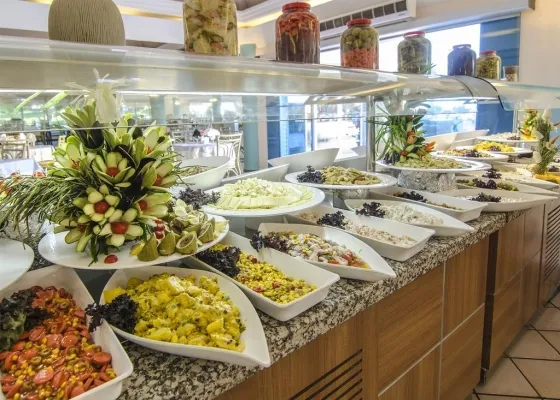 فضای رستورانی و صبحانه هتل گرند بلو اسکای اینترنشنال کوش آداسی 78204