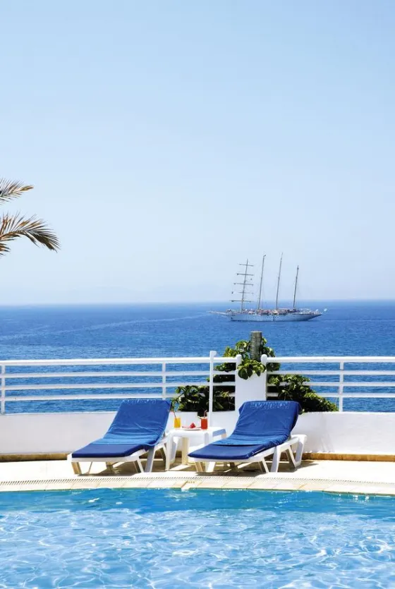 استخر هتل کرومار دلوکس کوش آداسی 94963