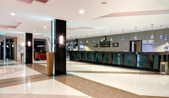 لابی هتل آکوا فانتزی آکوا پارک کوش آداسی 94945