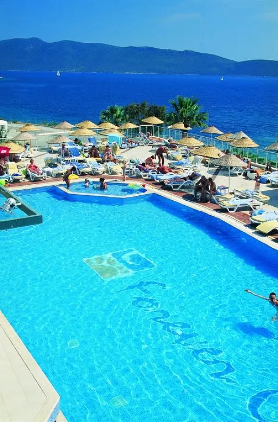 استخر هتل فوراور کلاب بدروم 78704