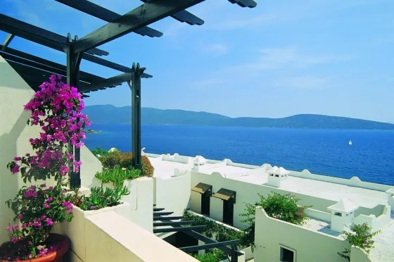 فضای بیرونی هتل فوراور کلاب بدروم 78703