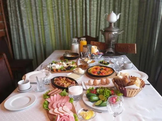 فضای رستورانی و صبحانه هتل مای بیچ باکو 79837
