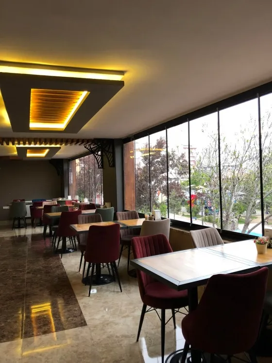 فضای رستورانی و صبحانه هتل مای سوئیت وان 80298
