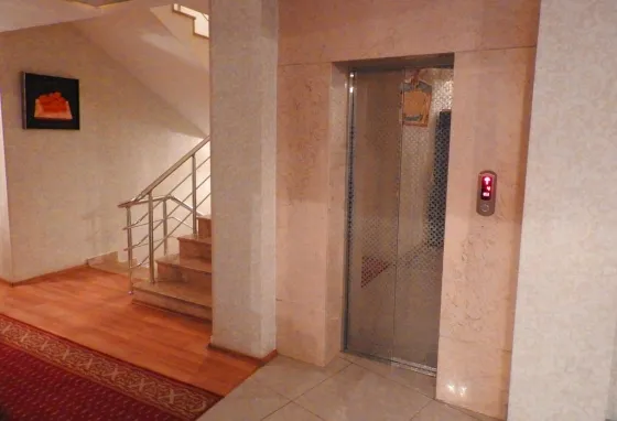 لابی هتل نمی باکو 5354