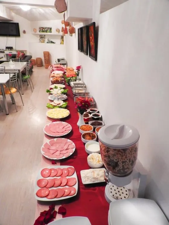 فضای رستورانی و صبحانه هتل نمی باکو 5347