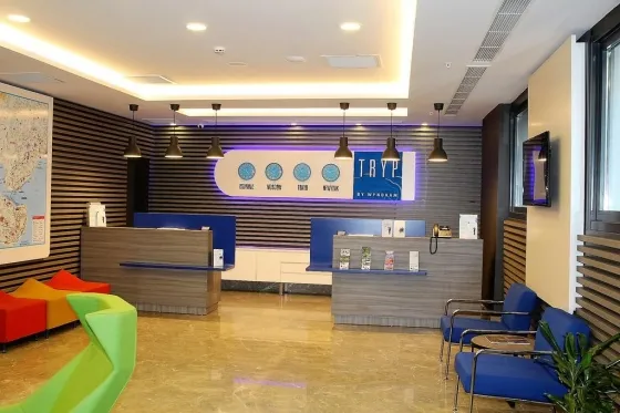 لابی هتل تریپ بای ویندهام استانبول 81456