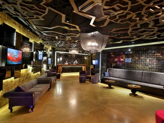 لابی هتل زوریخ استانبول 5649