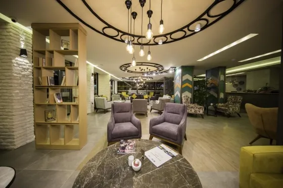 تصویر 82306 لابی هتل لارن فمیلی اند اسپا آنتالیا 