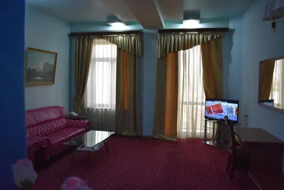 فضای اتاق های هتل رویال پالاس ایروان 82952