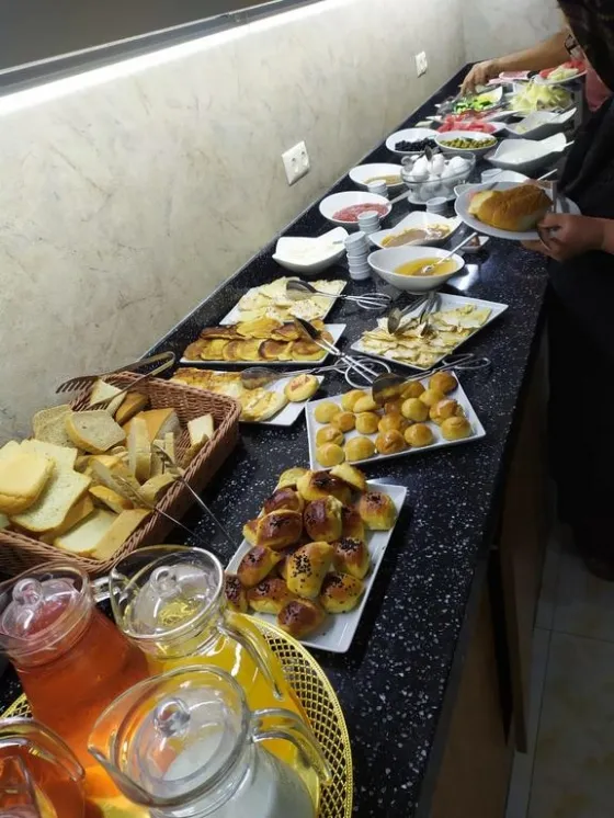 فضای رستورانی و صبحانه هتل آمارا باکو 83443