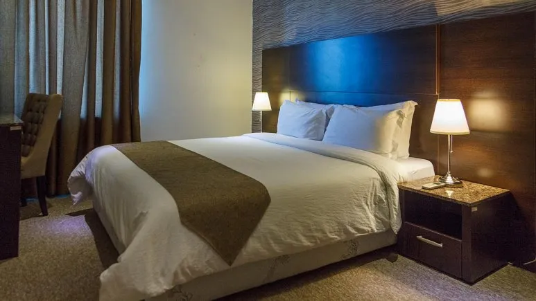 فضای اتاق های هتل صدف کیش 85926