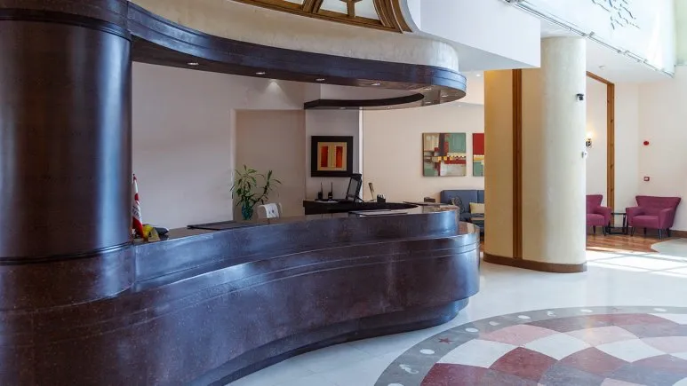 لابی هتل صدف کیش 85920