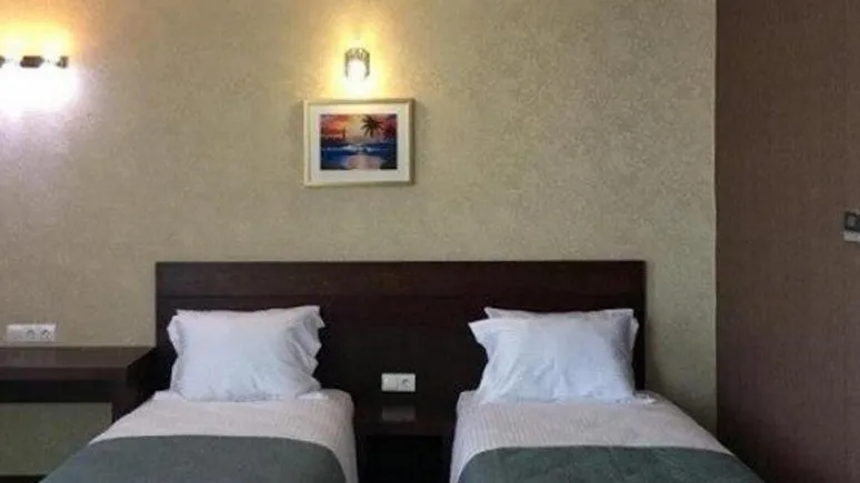 فضای اتاق های هتل لیلیوم کیش 85957