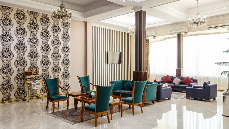 لابی هتل ارم تهران 87090