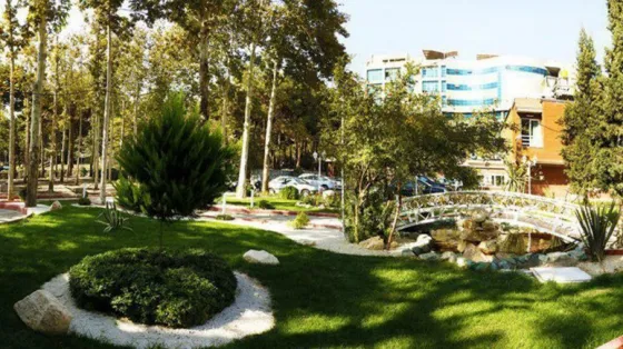 تصویر 96136 فضای بیرونی هتل بلوط تهران