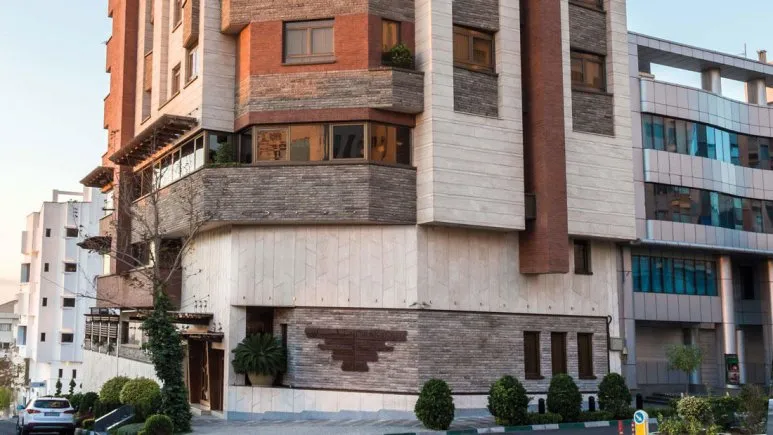 نمای بیرونی هتل اسكان الوند تهران 86943