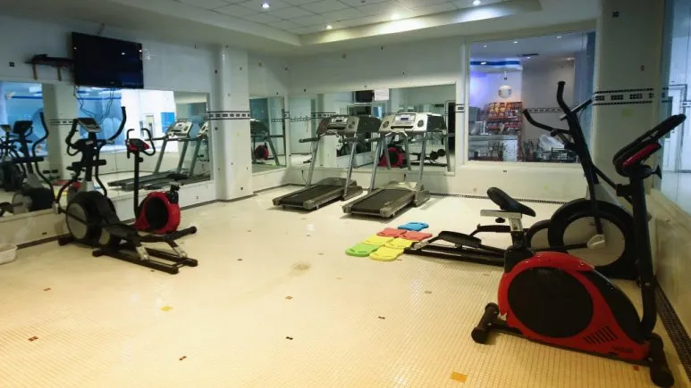باشگاه ورزشی هتل آساره تهران 86703