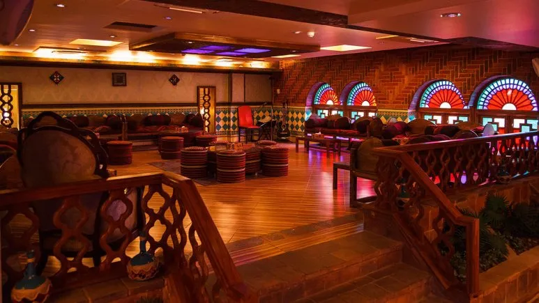 لابی هتل کریم خان شیراز 87612