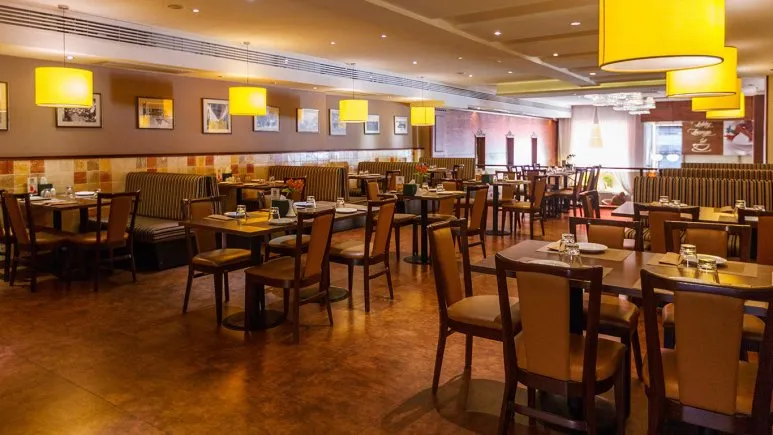 فضای رستورانی و صبحانه هتل الیزه شیراز 87437