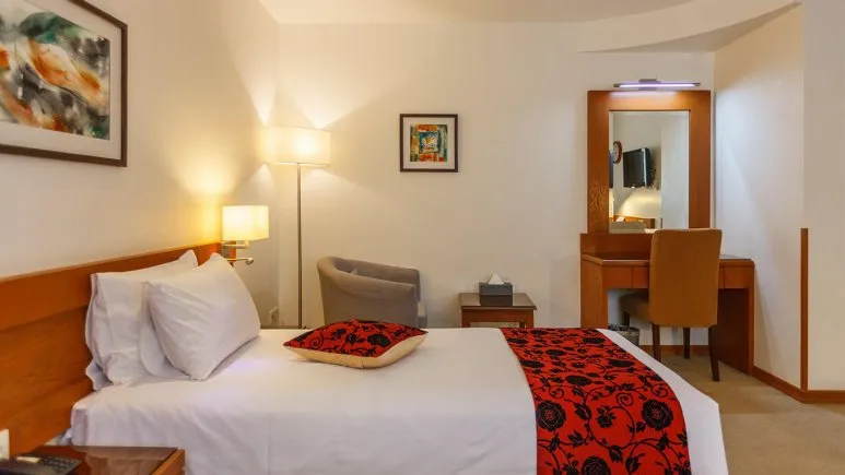 فضای اتاق های هتل الیزه شیراز 87443